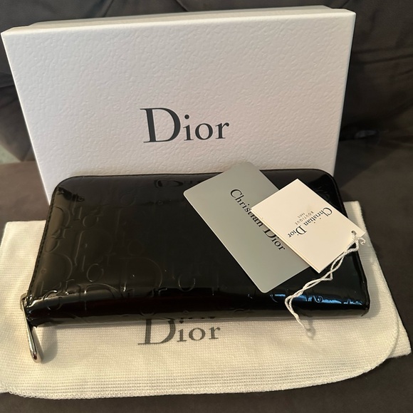 DIOR Black Patent Leather Diorissimo Long Zippy Wallet full inclusion - Picture 16 of 16